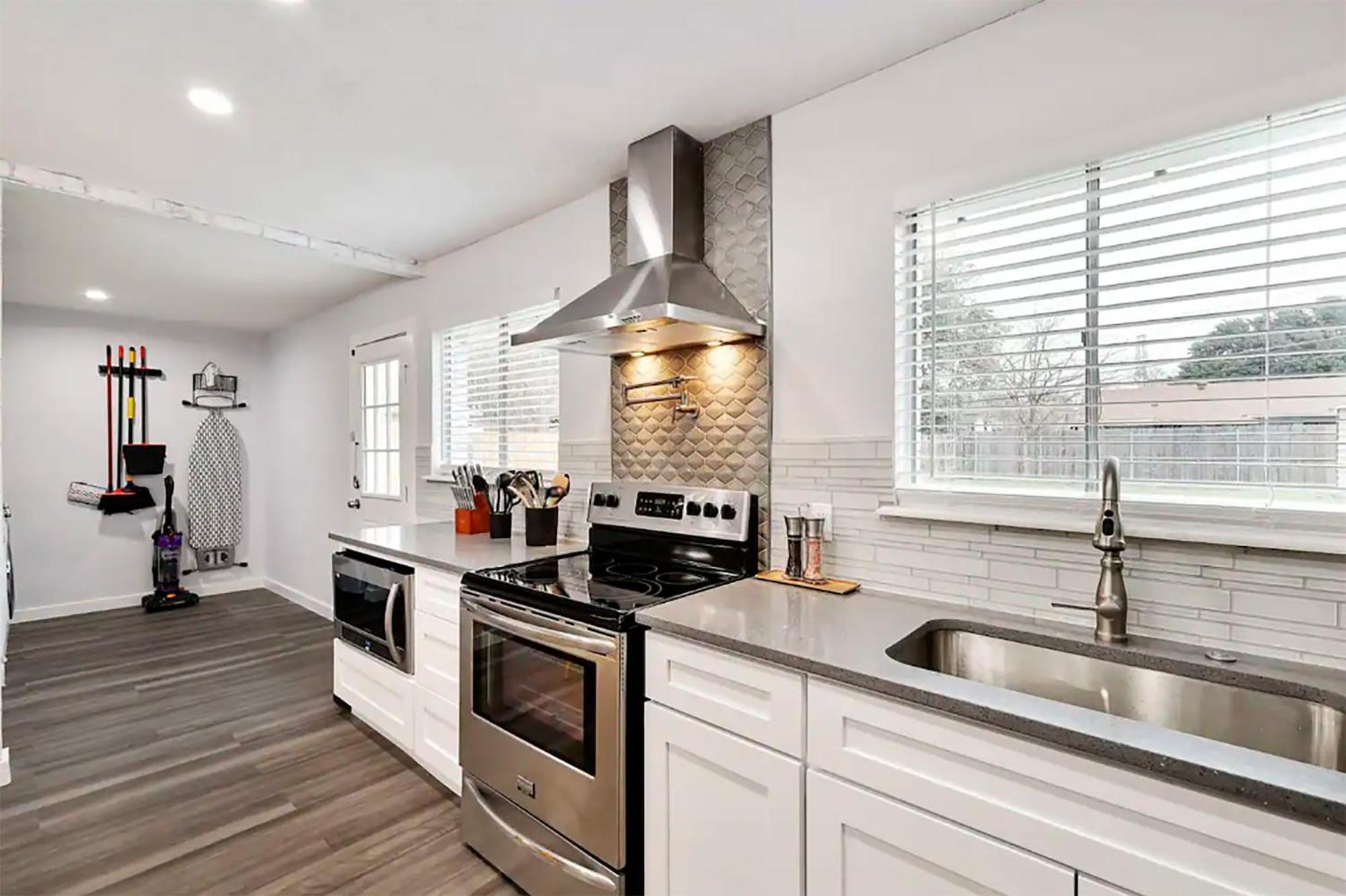 Upscale 3Br 2Ba Cozy Holiday Home With Pool & Grill North Richland Hills Zewnętrze zdjęcie